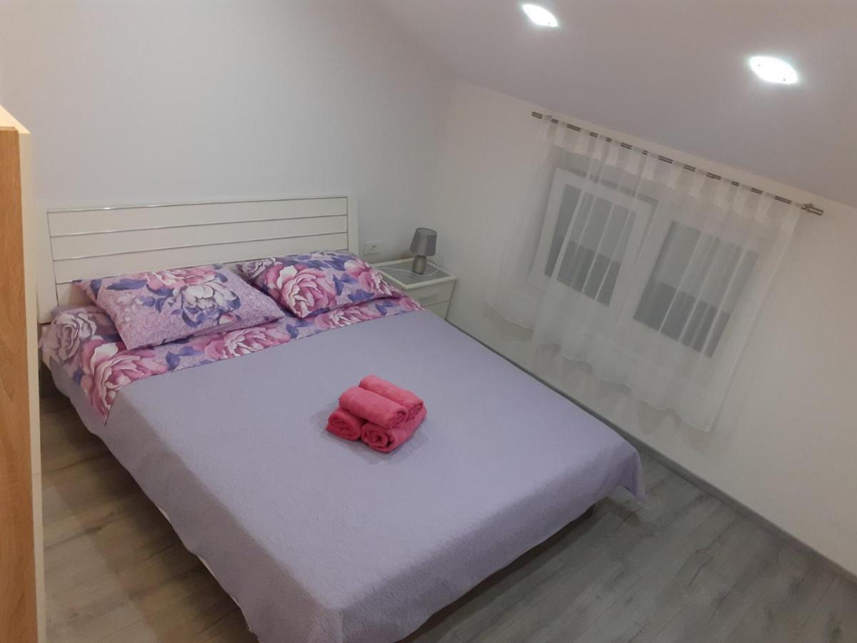 Apartmani Dream Пула Экстерьер фото